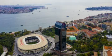 Karagümrük, Adana Demirspor’u Vodafone Park’ta ağırlayacak