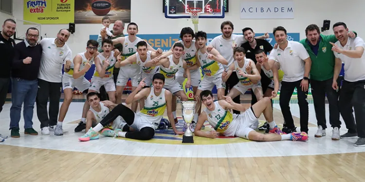 Frutti Extra Bursaspor çeyrek finalde