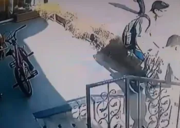 Bursa’da güpegündüz bisiklet hırsızlığı