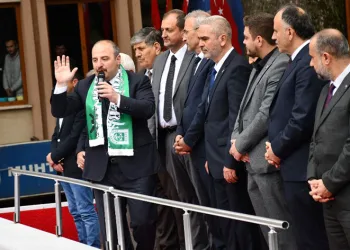 “Bugün bir başka güzelsin İznik”