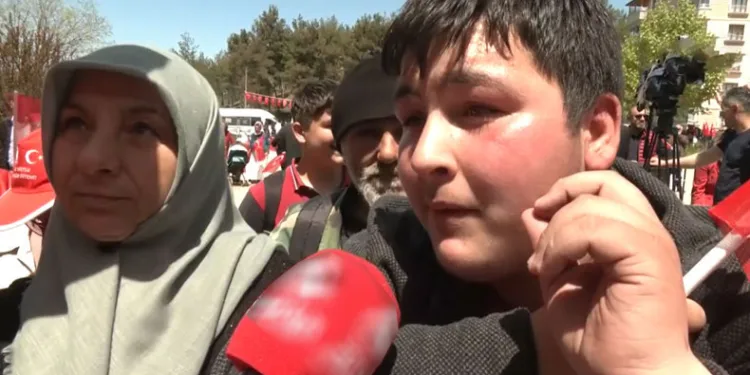 “Annenin erkek kardeşine dayı denir”