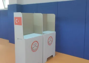 Spor salonuna sandıklar kuruldu