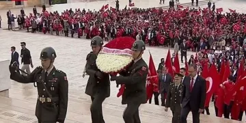 Anıtkabir’de 19 Mayıs töreni