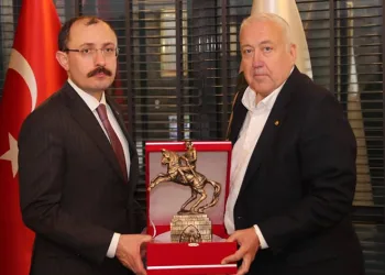 “Topraklarımızın değerini bilmemiz gerekiyor”