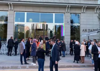 AK Parti Genel Merkezi’nde bomba araması