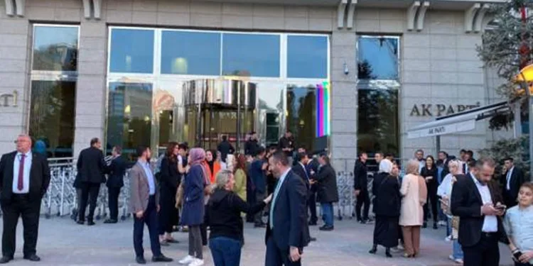 AK Parti Genel Merkezi’nde bomba araması