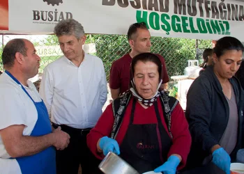 “Deprem bölgesine ilgimiz daha çok olmalı”