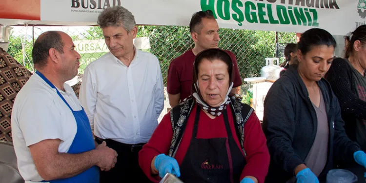 “Deprem bölgesine ilgimiz daha çok olmalı”
