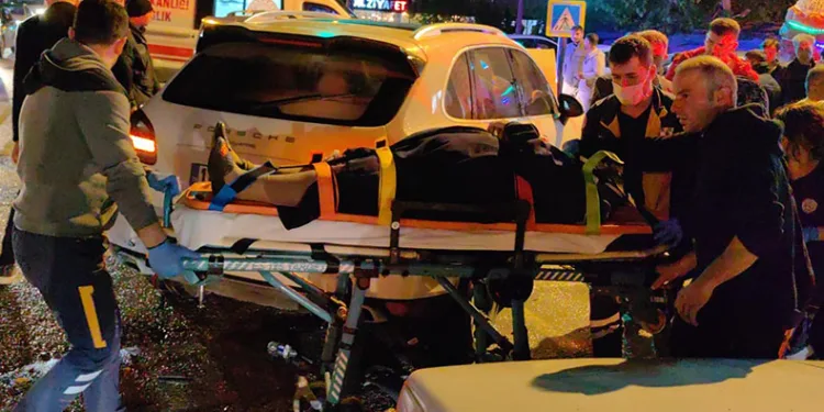 Bursa’da iki arac kafa kafaya çarpıştı