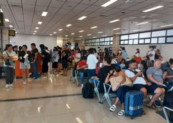 Filipinler’de havalimanında elektrik kesintisi