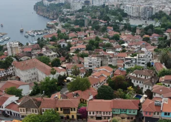Yandıkça değerlenen tarihi binalar