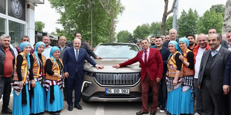 Varank, Eski Otokoop esnafını ziyaret ediyor