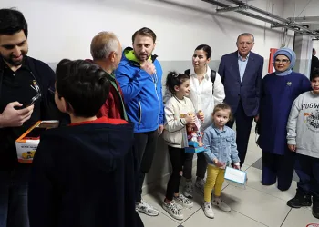 Cumhurbaşkanı Erdoğan’ı arkasında gören seçmen şaşırdı