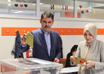 Bakan Kurum oyunu İstanbul’da kullandı