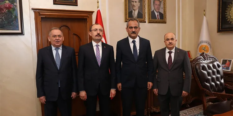 “Tüm OSB’lere anaokulları açıyoruz”