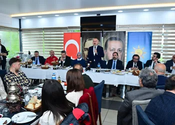 “Yüzyılın afeti ile mücadele edip, projelerimizi bitirdik”