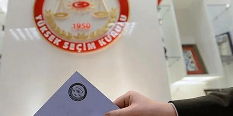 Sinan Oğan kimdir?
