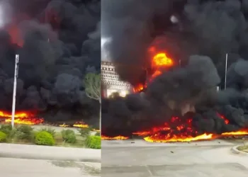 Köpük fabrikasında büyük yangın