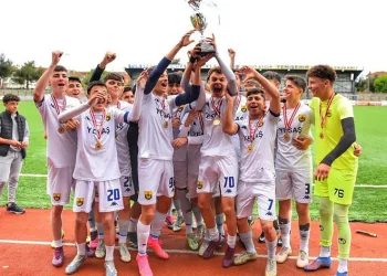 Son Şampiyon Yenişehir Belediyespor