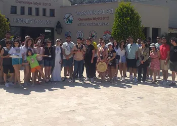 Depremzede öğrenciler Marmaris’te ağırlandı