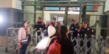 Sayılan oylar ilçe seçim kurullarına gidiyor
