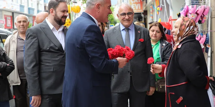 “Sosyal yardımları 10 kat artırdık”