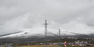 Yüksek kesimlerde kar yağışı etkili oldu
