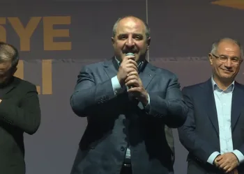 Bakan Varank, vatandaşlara hitap etti