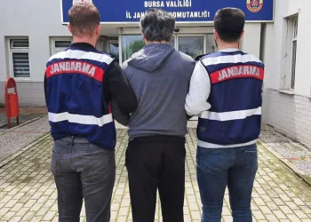 Bursa’da, 45 yıl kesinleşmiş hapis cezası olan şahsı yakaladı