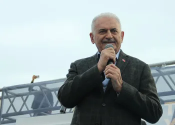 “Yatacağız kalkacağız sandıklara koşacağız”