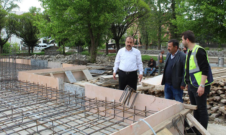 Harmancık'ta gençlik merkezinin temelleri atıldı