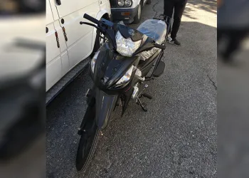 Park halindeki motosiklet çalındı