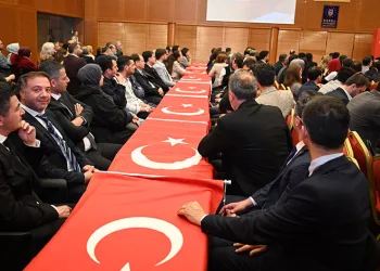 Büyükşehir belediyesinde yemin etme töreni