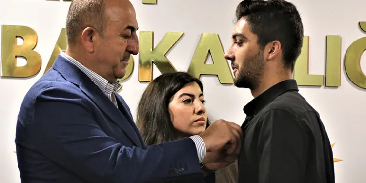 “Atatürk’ün kurduğu parti bu hale düşmemeliydi”