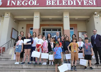 Başkan Taban yabancı öğrencileri misafir etti