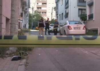 Tartıştığı kişiyi göğsünden vurdu