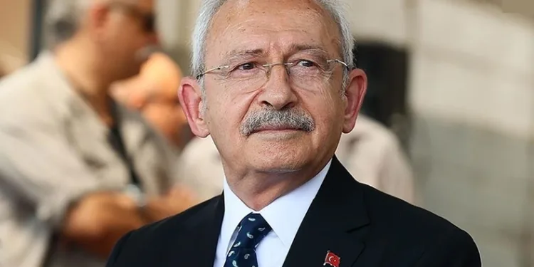 “Değişim isteyenler, bu ülkede istenmeyenlerden daha fazla”