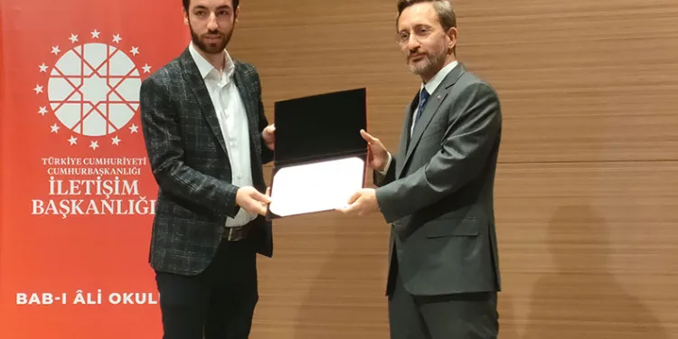 Altun, Batılı medya organlarına yüklendi