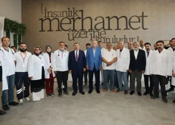 “İnsanlık ve merhamette öndeyiz”
