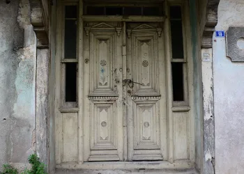 Tarih kokan evler yenileniyor