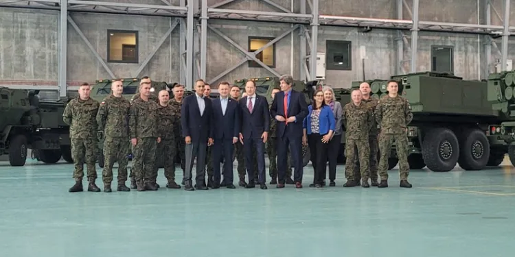 Polonya, ilk HIMARS sistemlerini aldı