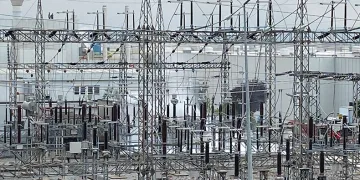 İzmit’te otomobil fabrikasında yangın