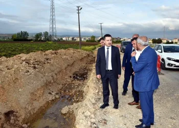 Yenişehir’de elektrik telleri yer altına alınıyor