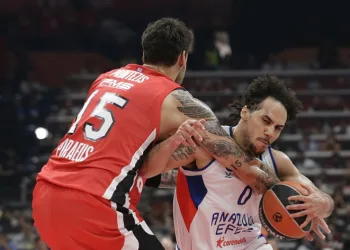 Shane Larkin: “Ana hedefimiz Türkiye Ligi olacak”