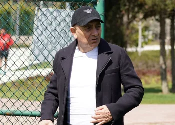 Fatih Karagümrük Başkanı Süleyman Hurma: “Soysuzlar suçluyor, soylular savunuyor bu ülkede”