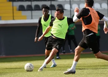 Manisa Futbol Kulübün’de Göztepe maçı hazırlıkları başladı