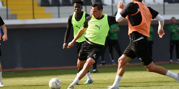 Manisa Futbol Kulübün’de Göztepe maçı hazırlıkları başladı