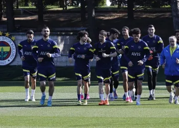 Fenerbahçe, Sivasspor maçı hazırlıklarını sürdürdü