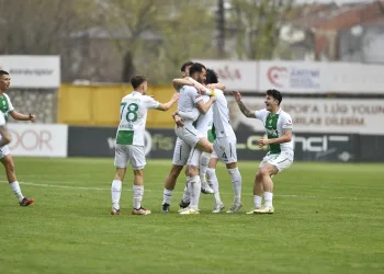 Bursaspor’un Özer Hurmacı ile golcü kimliği ortaya çıktı