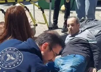 860 bin lirası gasp edildi